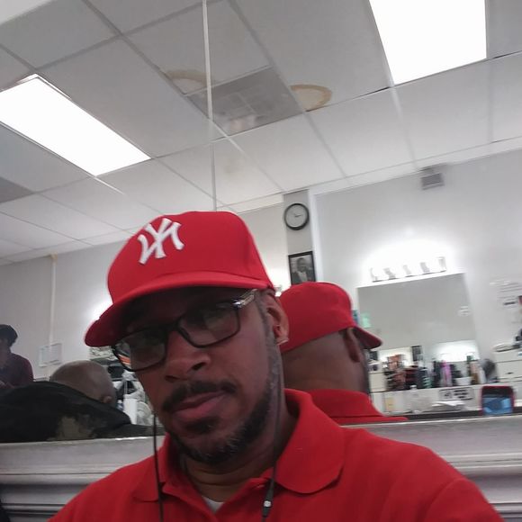 Meet your Posher, Robert - Picture 1 of 1